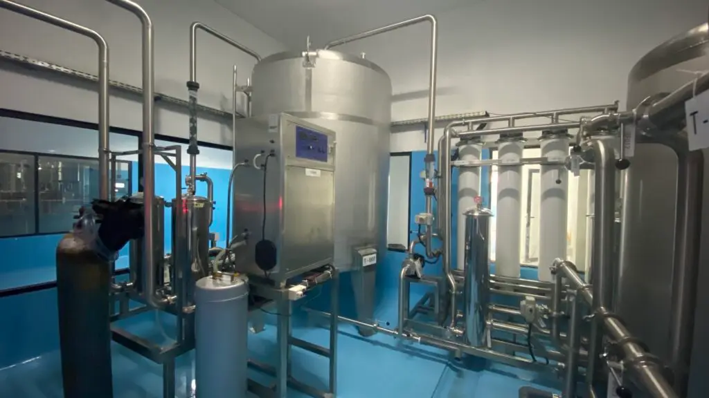 instalasi Air Minum Dalam Kemasan, AMDK, Pabrik air minum