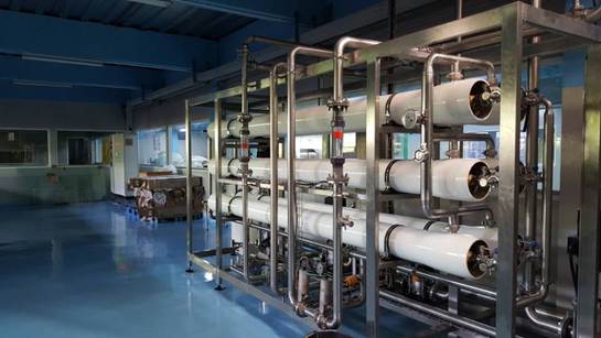 Sistem Reverse Osmosis (RO) untuk air payau